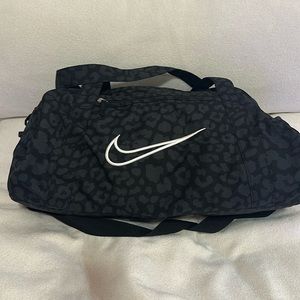 Nike duffle bag